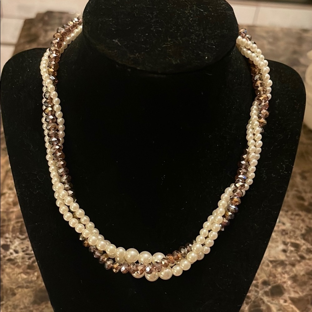 Twisted Pearl and Bead Necklace